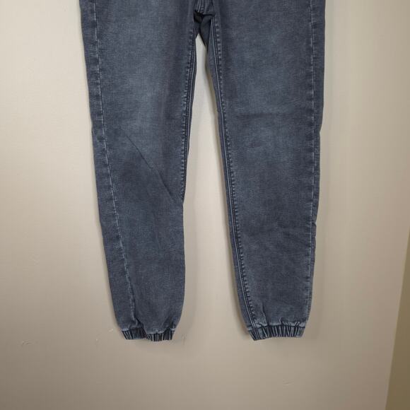 American Eagle High Rise Mom Jogger in Grey Size 2 - Picture 4 of 11